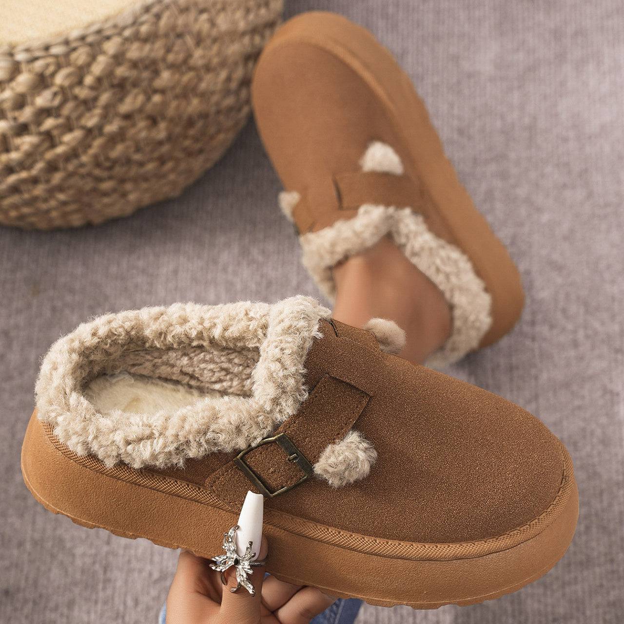 Fashion Thick-soled Plush Buckle Cotton Slippers Winter Indoor And Outdoor Casual Warm Shoes Women Garden Slipper